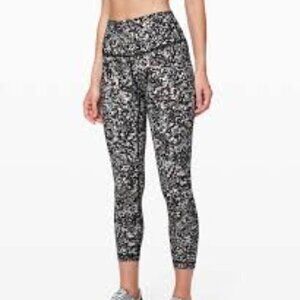 3/$30 LULULEMON Pace Rival Crop Leggings‎ 22" Full On Luxtreme Floral 4